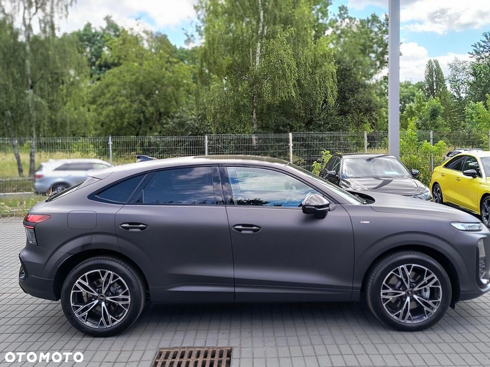 Audi Q3 Sportback - 5