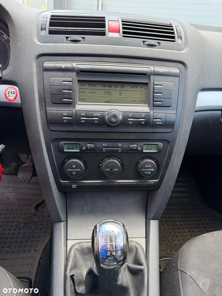Skoda Octavia 1.8 T FSI Elegance - 12