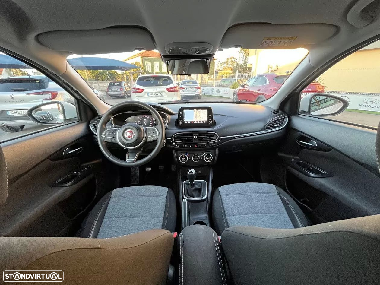 Fiat Tipo Cross 1.0 GSE T3 City - 10