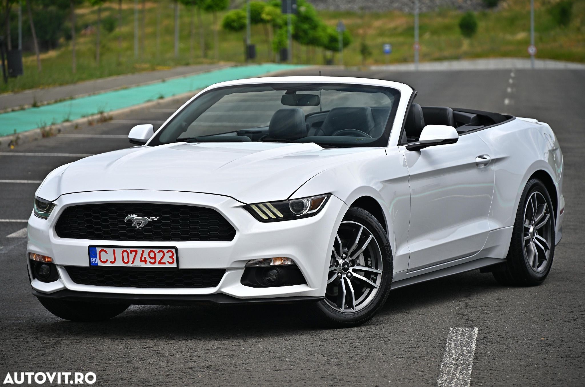 Ford Mustang Cabrio 2.3 Eco Boost - 1