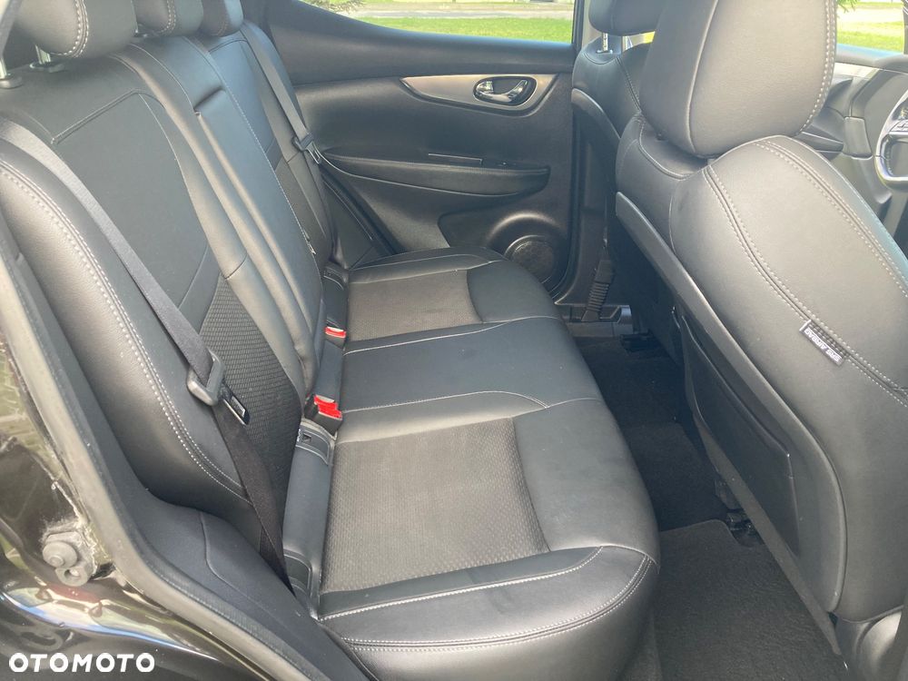 Nissan Qashqai 1.3 DIG-T Tekna - 16