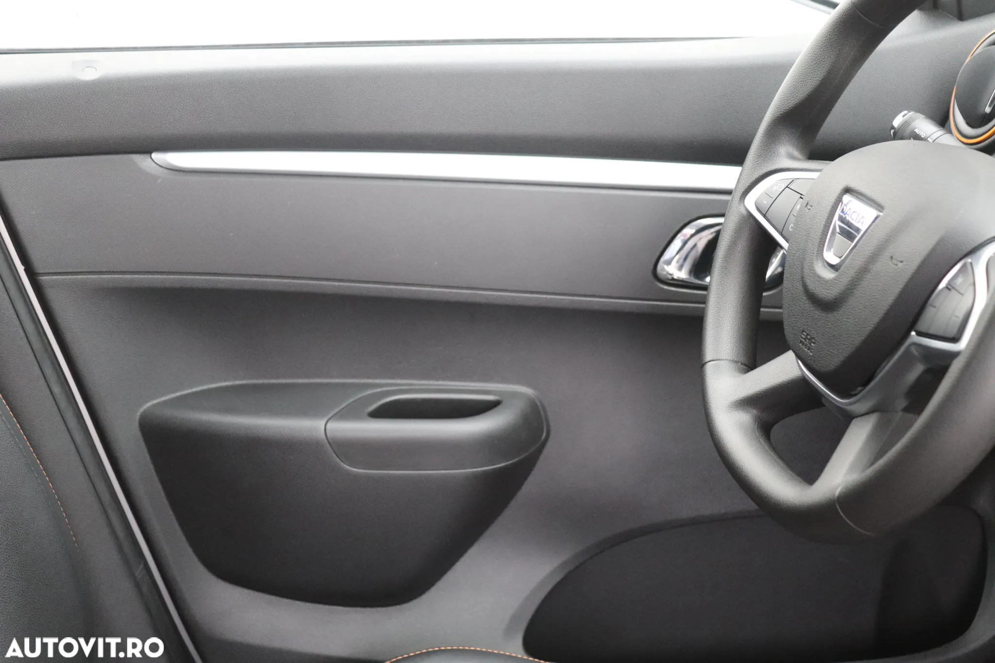 Dacia Spring Comfort Plus - 24