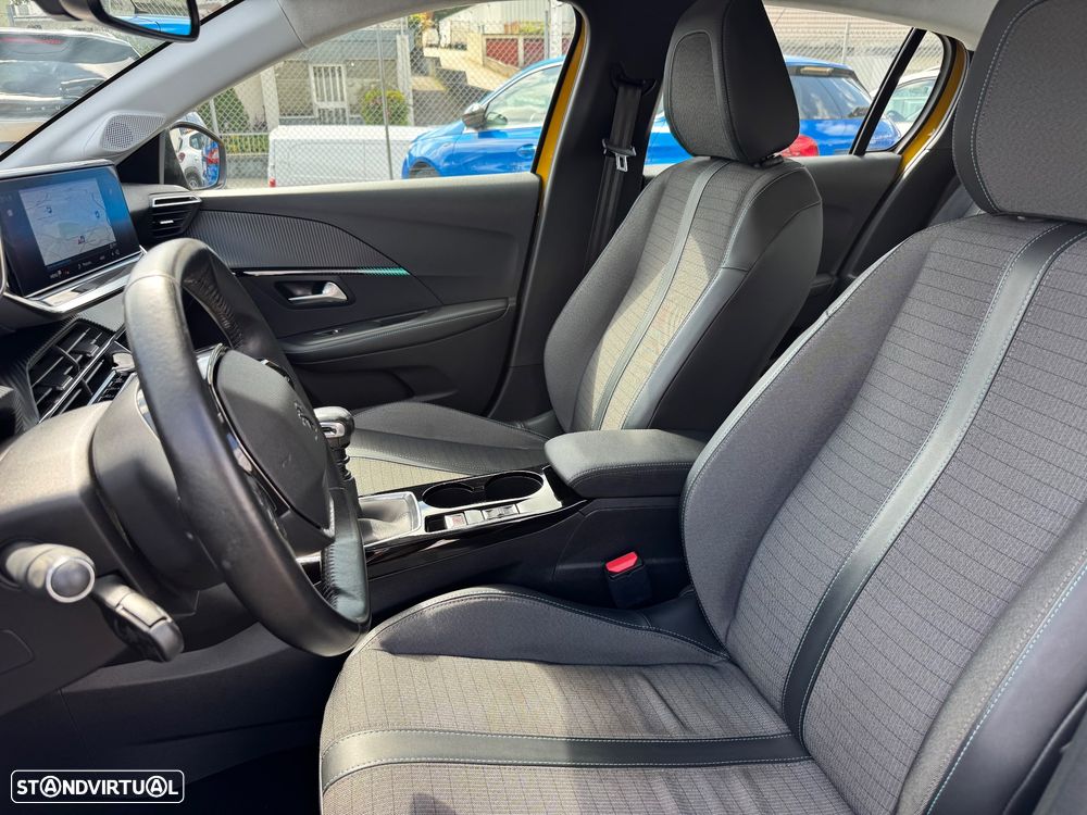 Peugeot 208 1.2 PureTech Allure - 8