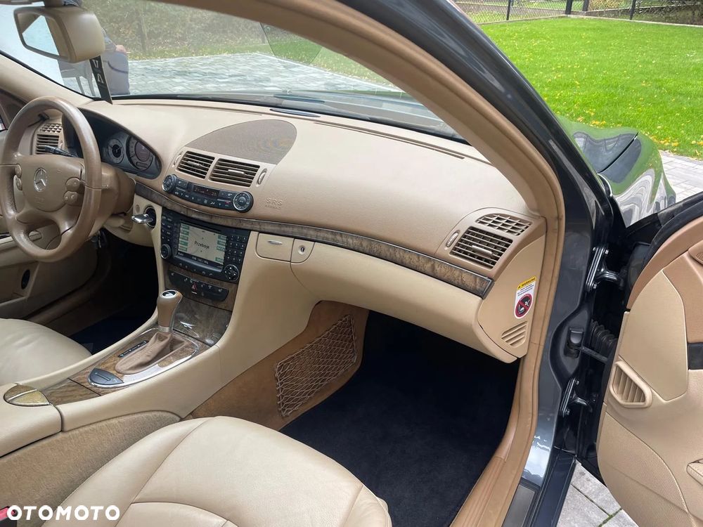 Mercedes-Benz Klasa E 300 BLUETEC 7G-TRONIC Avantgarde DPF - 17