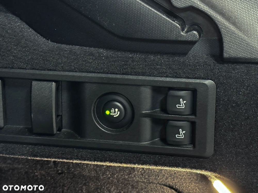 BMW Seria 3 320d xDrive Edition M Sport Shadow - 24