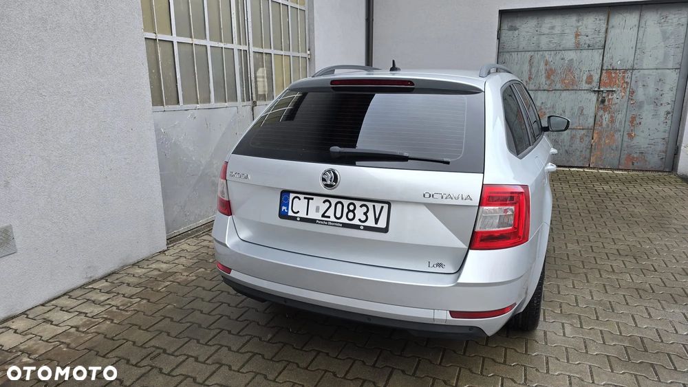 Skoda Octavia 1.6 TDI Ambition DSG - 32