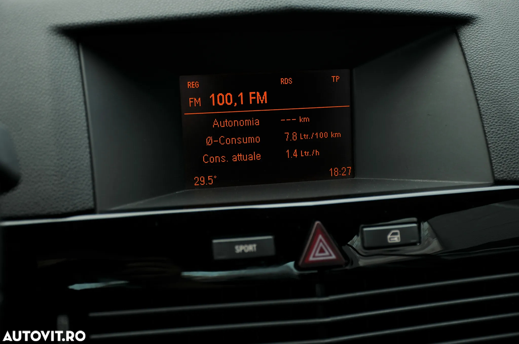 Opel Astra GTC 1.9 CDTI Cosmo - 13
