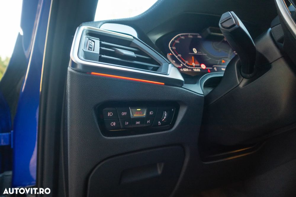 BMW Seria 3 330d xDrive AT MHEV - 14