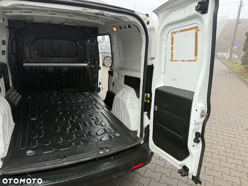 Fiat DOBLO - 18