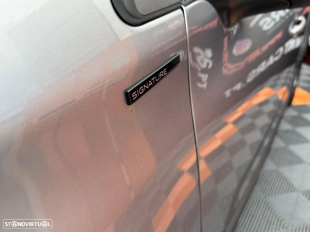 Peugeot 2008 1.2 PureTech Signature - 17