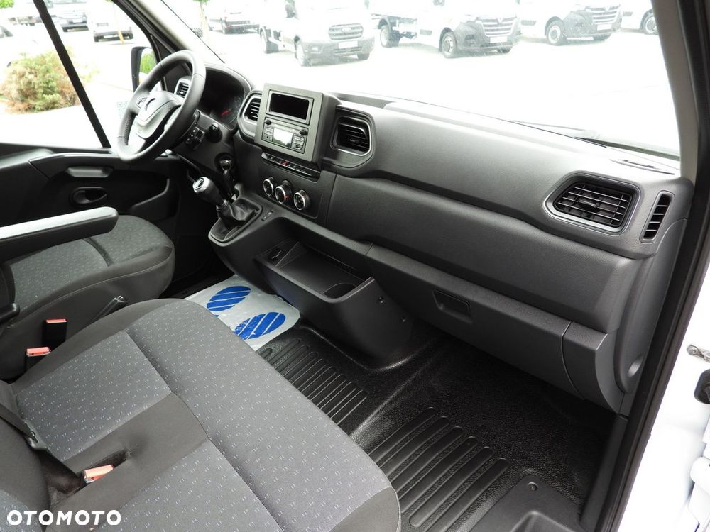 Opel MOVANO  FURGON BRYGADÓWKA  7 MIEJSC TEMPOMAT LEDY KLIMATYZACJA  135KM - 36