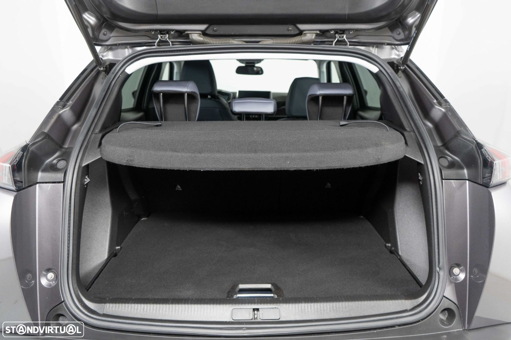 Peugeot 2008 1.2 PureTech Allure - 11