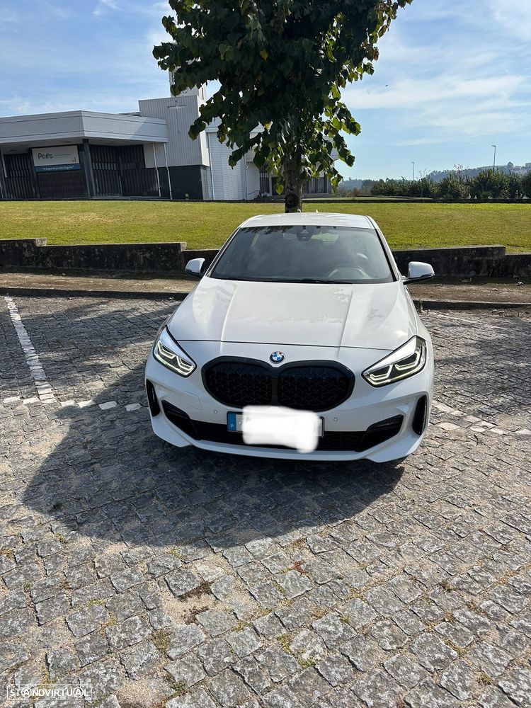 BMW 116 d Pack Desportivo M - 1