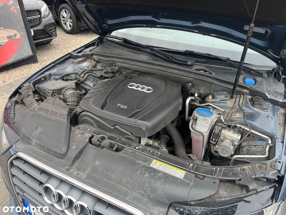 Audi A4 Limousine - 12