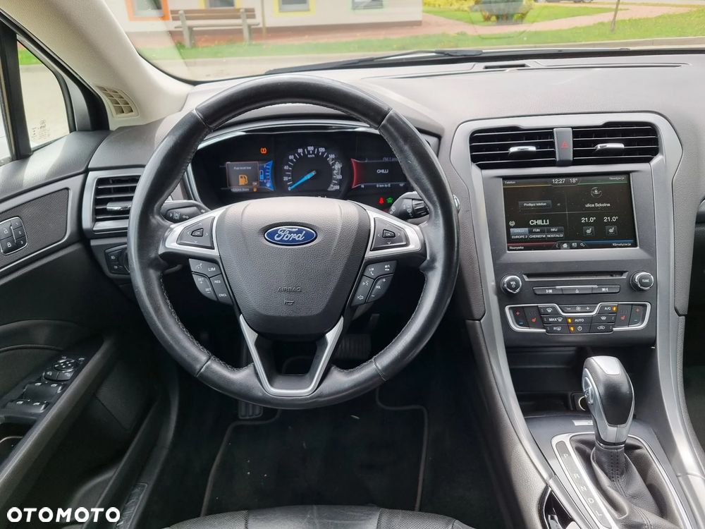 Ford Mondeo - 28