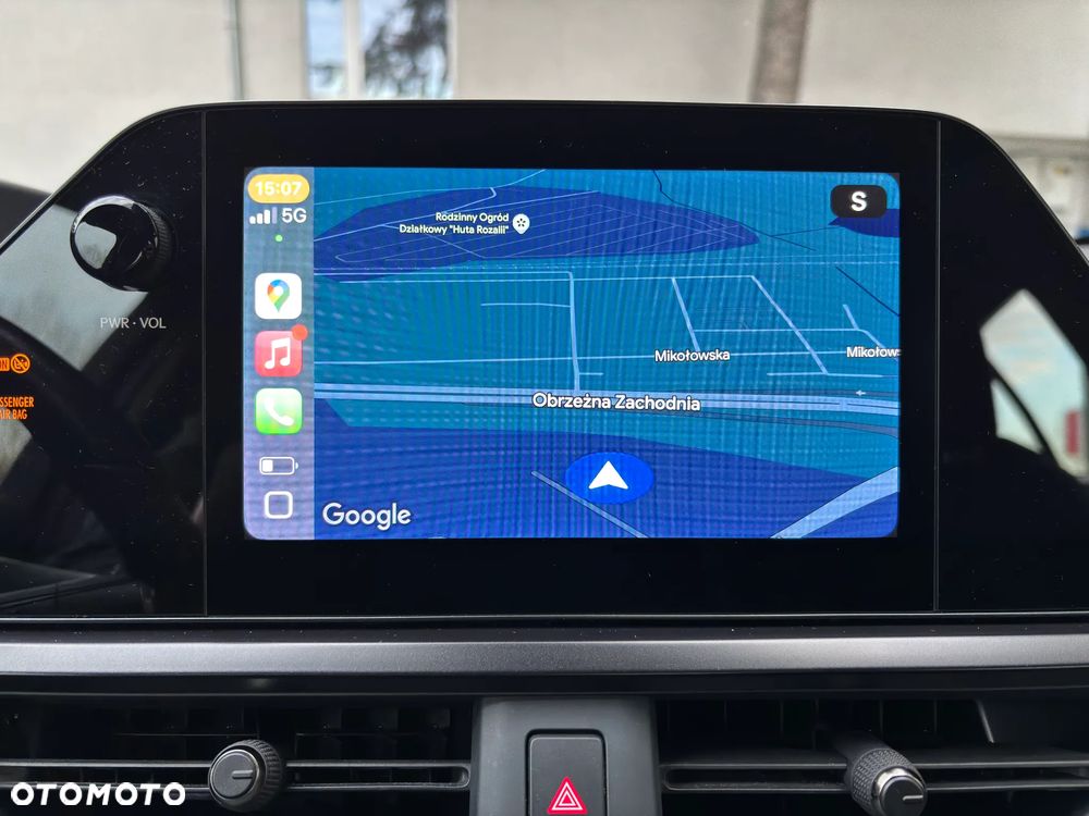 Lexus UX 250h GPF Business 2WD - 25