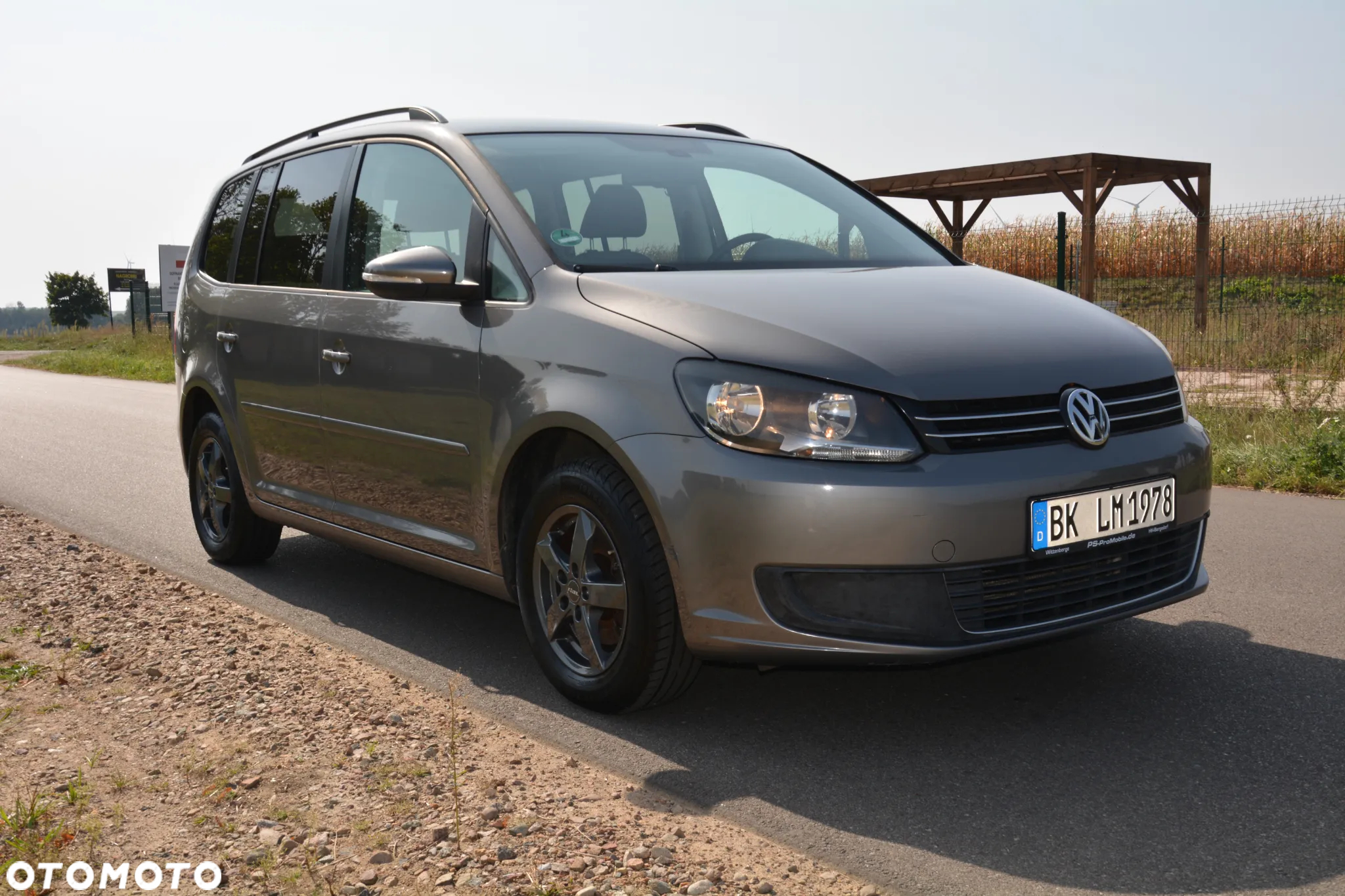 Volkswagen Touran - 8