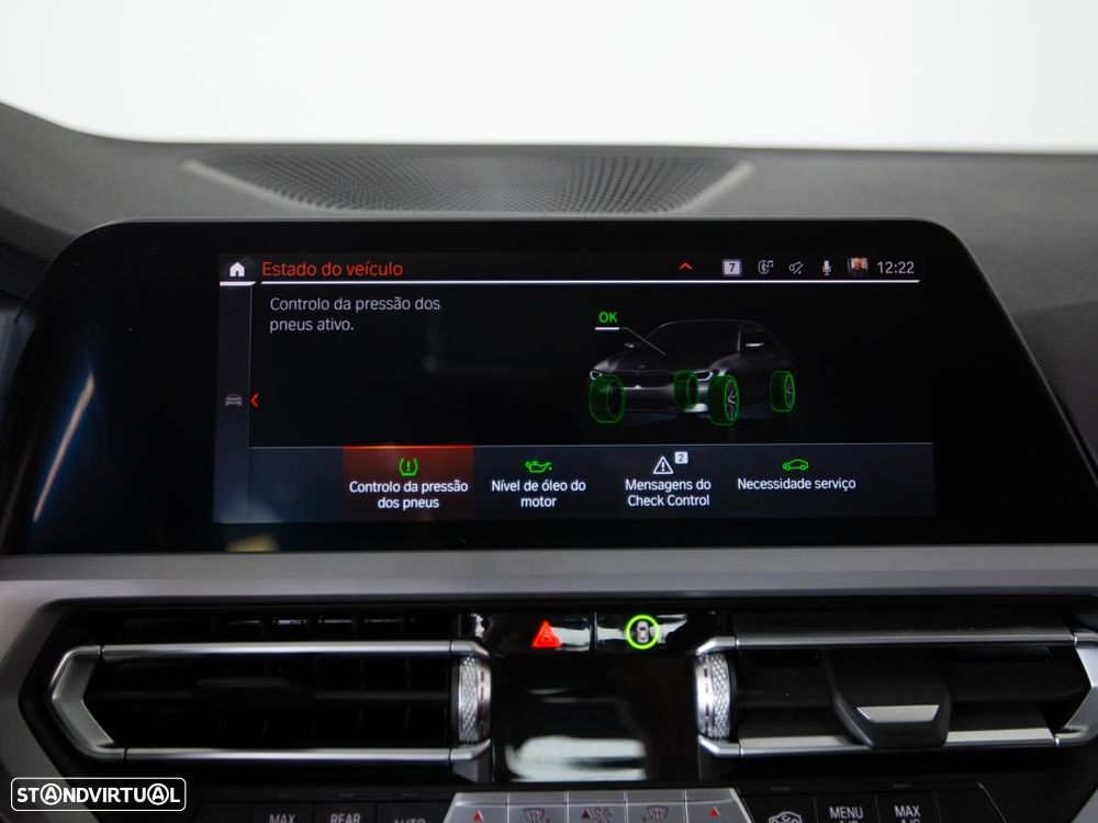 BMW 330 e Touring Corporate Edition Auto - 22