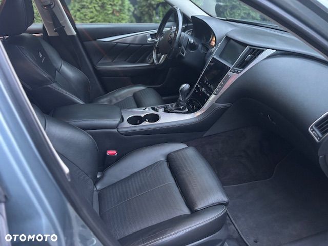 Infiniti Q50 Q50S Hybrid AWD - 13