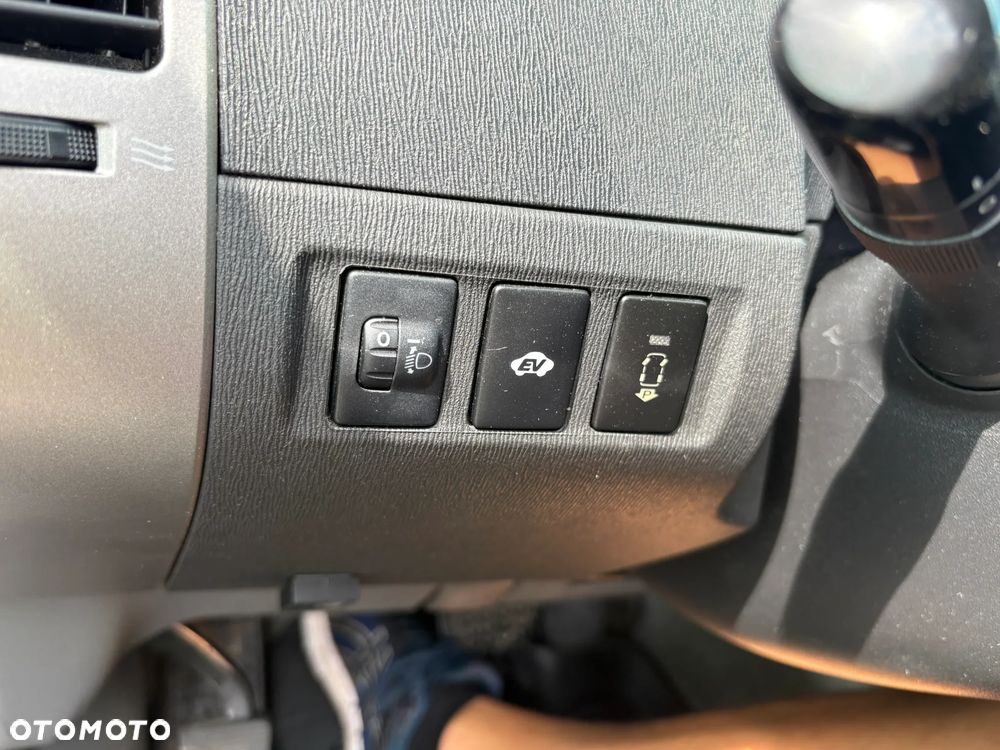 Toyota Prius 1.5 VVT-i Sol (nav) - 5