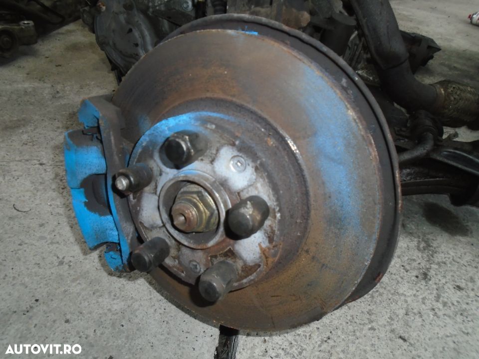 Fuzeta dreapta Land Rover Freelander 2.0 Diesel din 2002 - 1