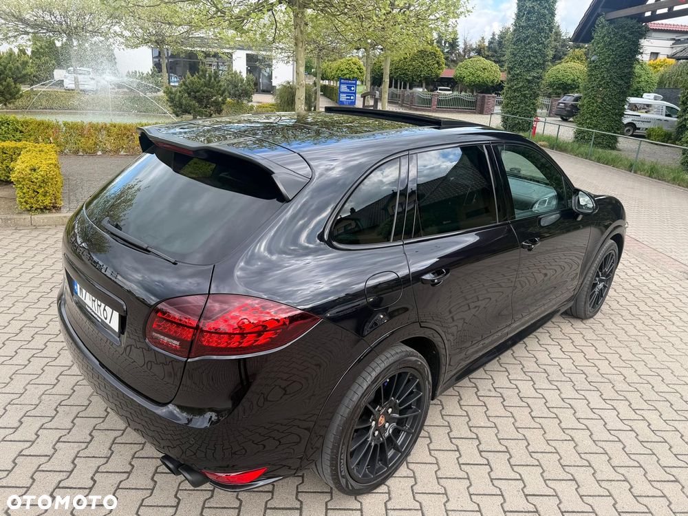 Porsche Cayenne - 20