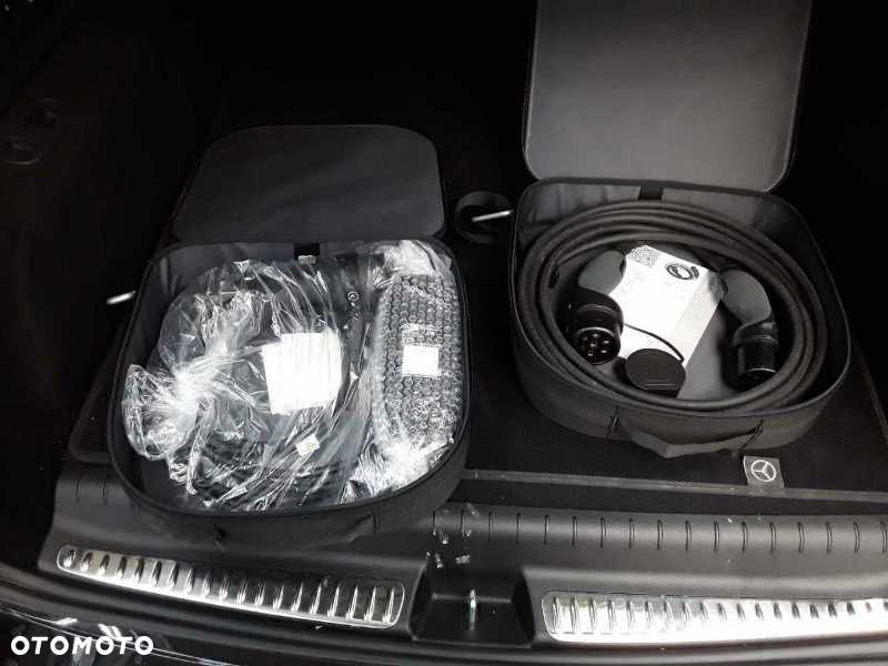 Mercedes-Benz Klasa C 300 de 4Matic 9G-TRONIC AMG Line - 20