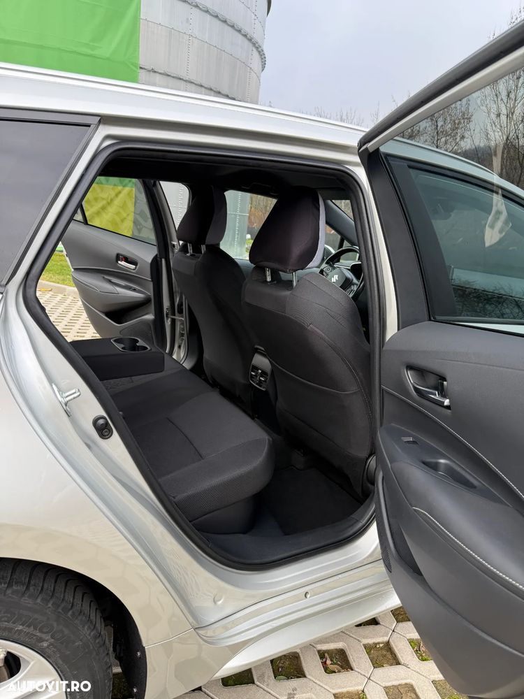 Suzuki Swace 1.8 E-CVT HEV Spirit - 16