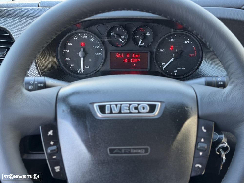 Iveco Daily 35-160 3L Plataforma - 16