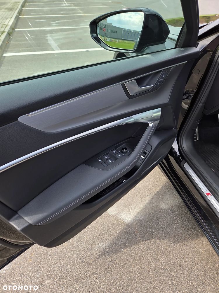Audi S6 Avant - 13
