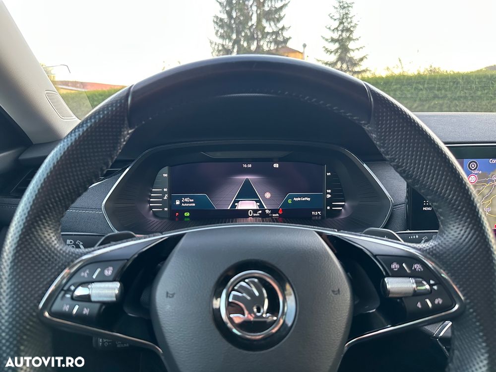 Skoda Octavia Combi Diesel 2.0 TDI DSG Ambition - 12