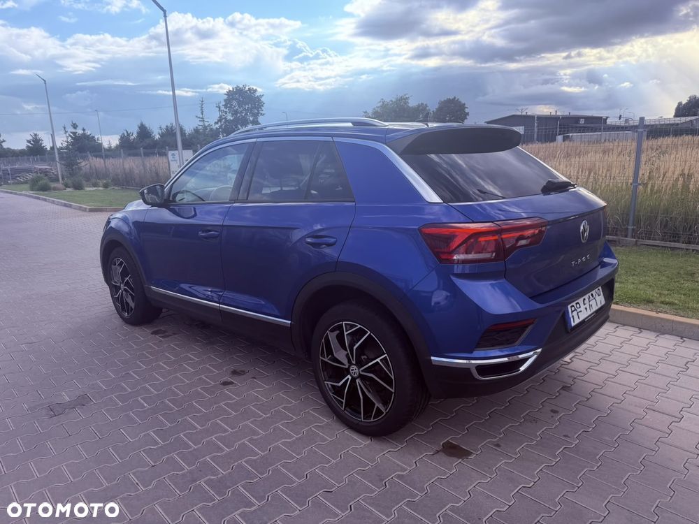 Volkswagen T-Roc - 13