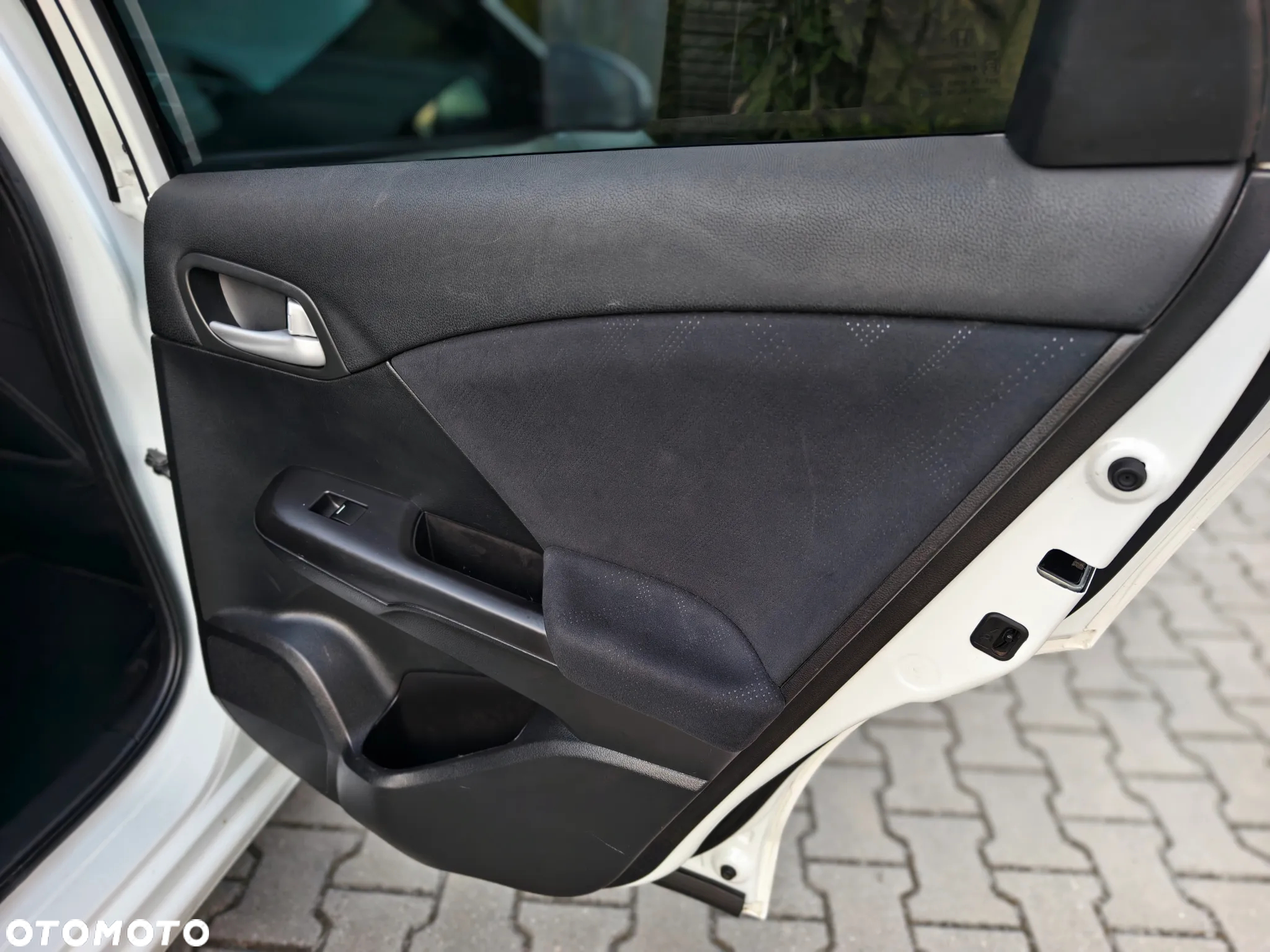 Honda Civic 1.8 i-VTEC Sport - 18