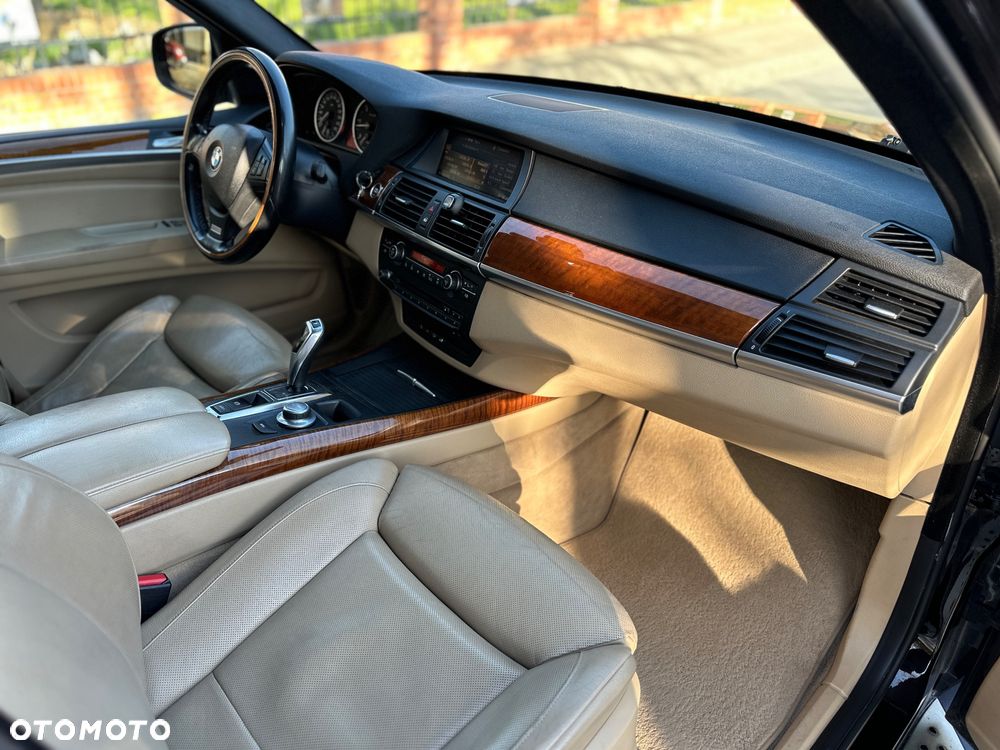 BMW X5 3.0sd xDrive - 13