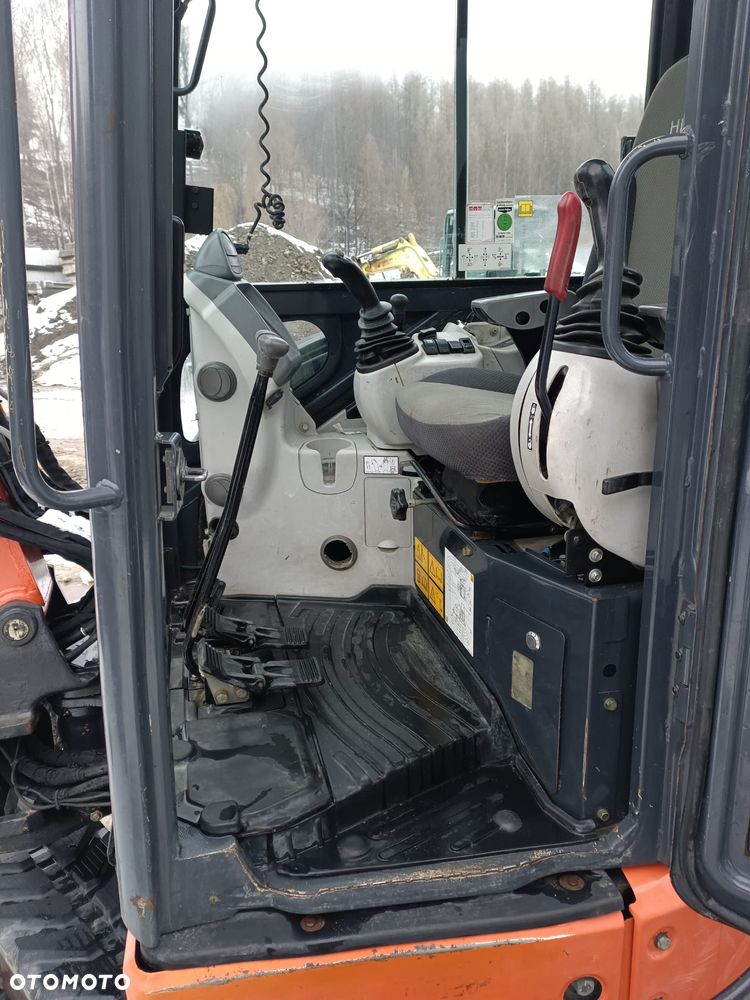 Hitachi ZX38 - 6