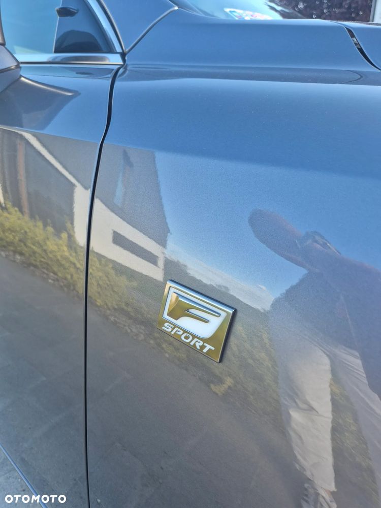 Lexus IS 200t / 300 F Sport - 7