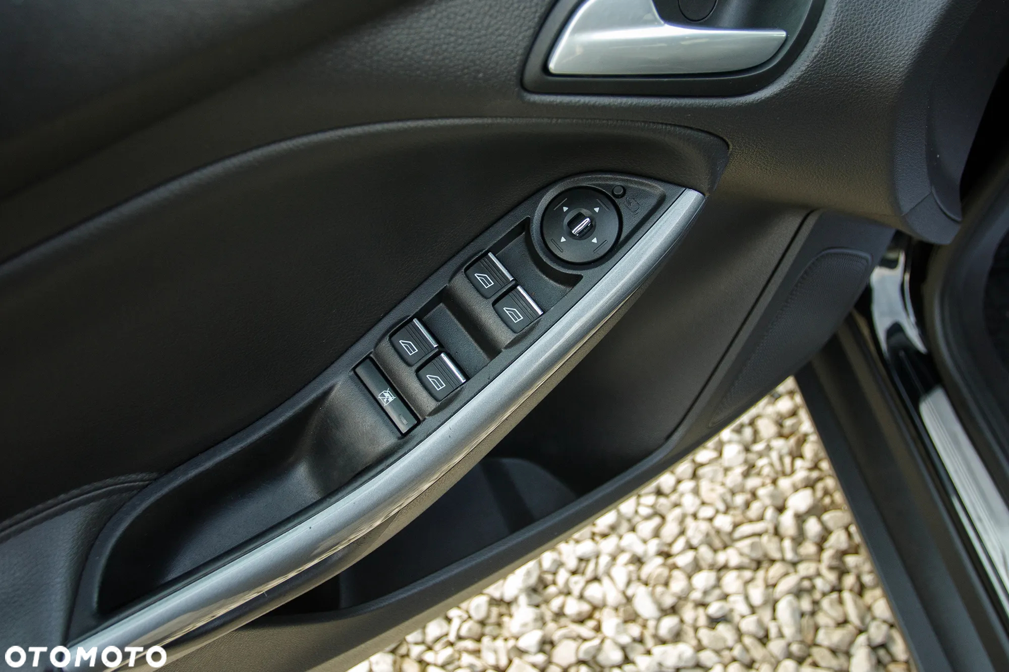 Ford Focus 1.6 TDCi DPF Titanium - 23