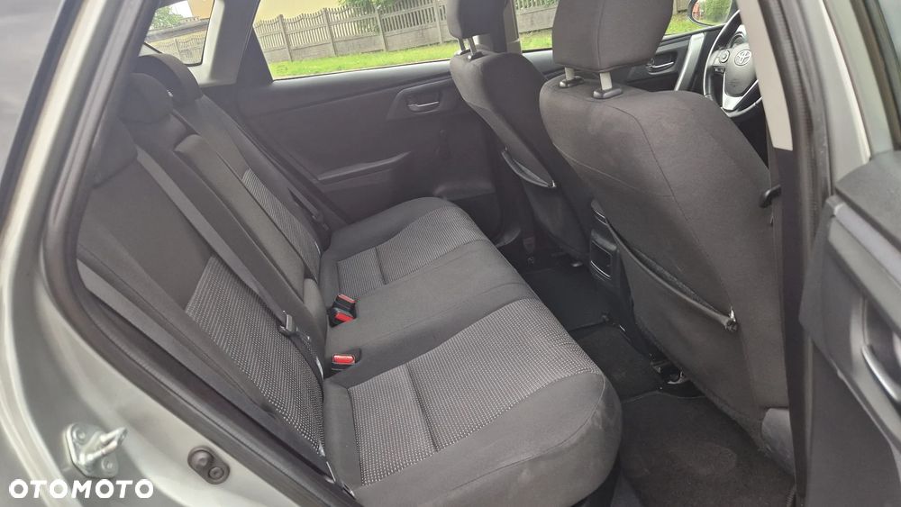 Toyota Auris - 11