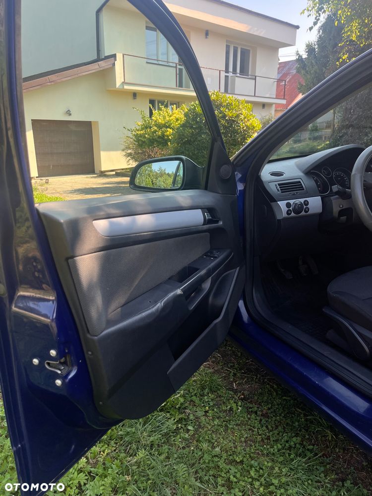 Opel Astra 1.3 CDTI 111 - 13