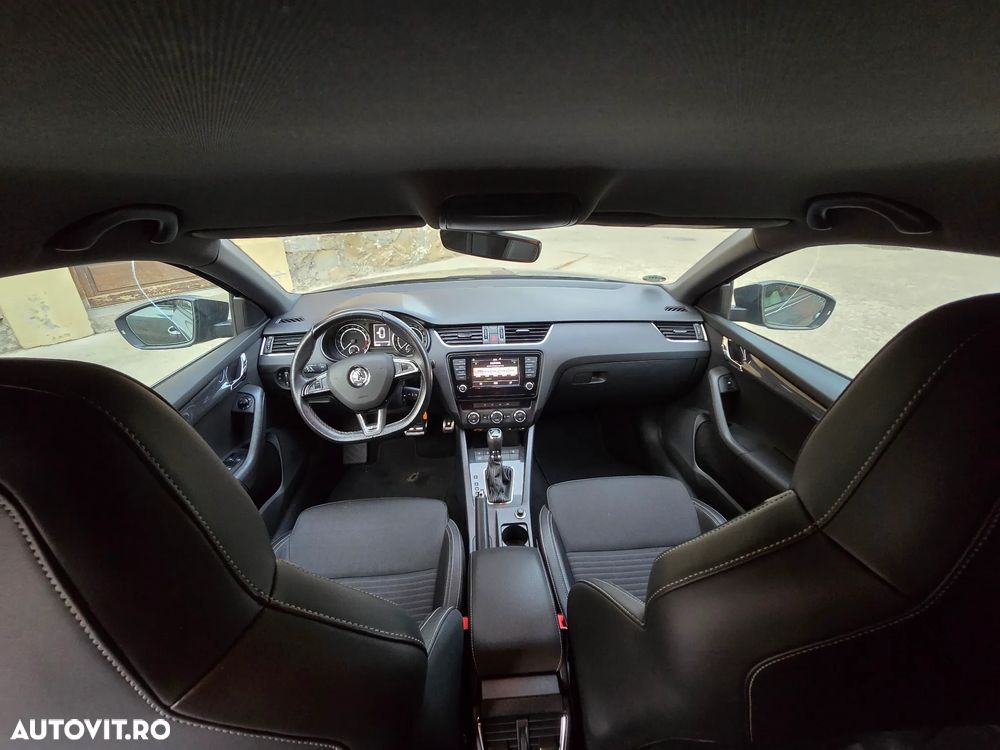Skoda Octavia 2.0 TDI DSG RS - 7