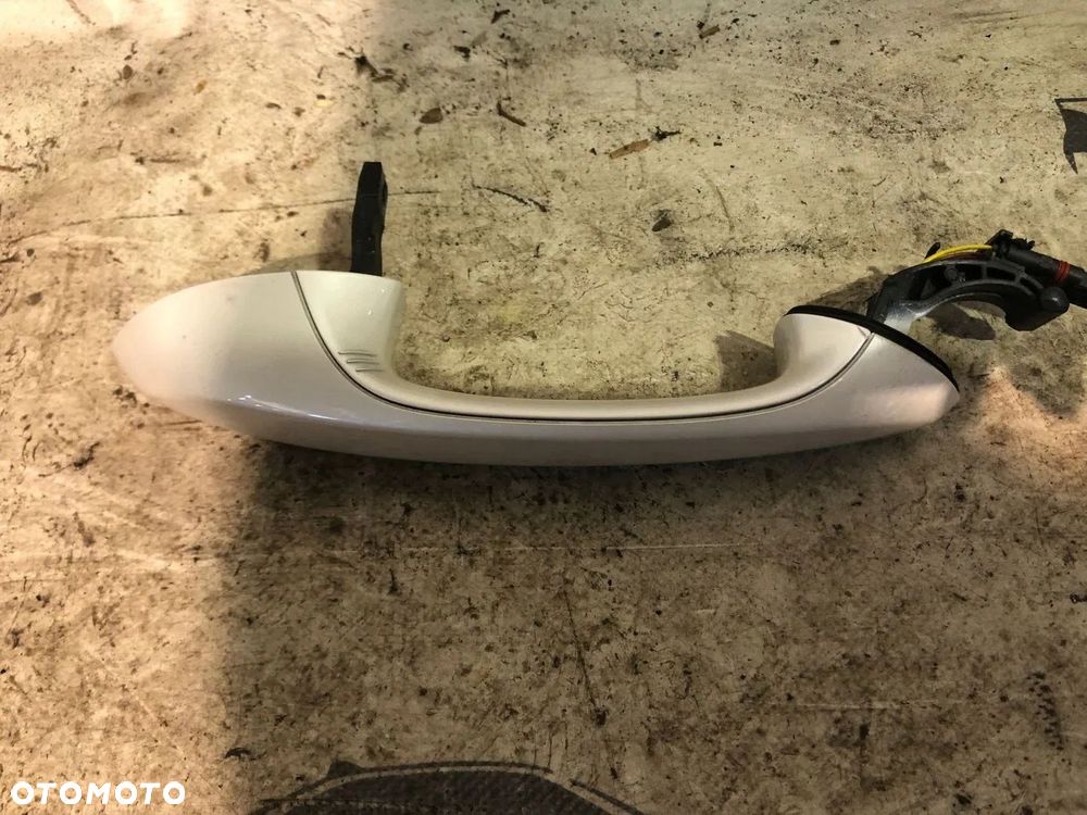 KLAMKA PRAWA PRZÓD TYŁ KEYLESS LED F44 G20 G21 G30 G32 A96 MINERALWEISS - 2