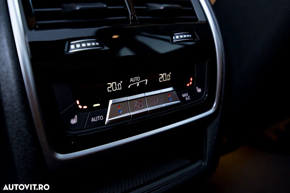 BMW X5 xDrive30d - 33