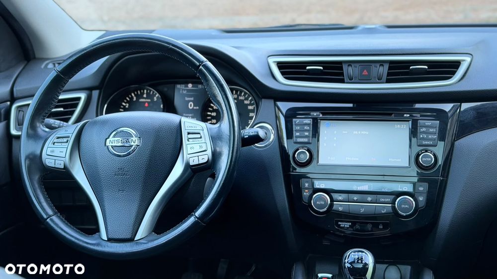 Nissan Qashqai 1.2 DIG-T Tekna - 25