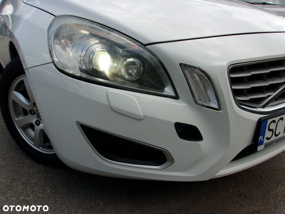 Volvo V60 D3 Momentum - 5