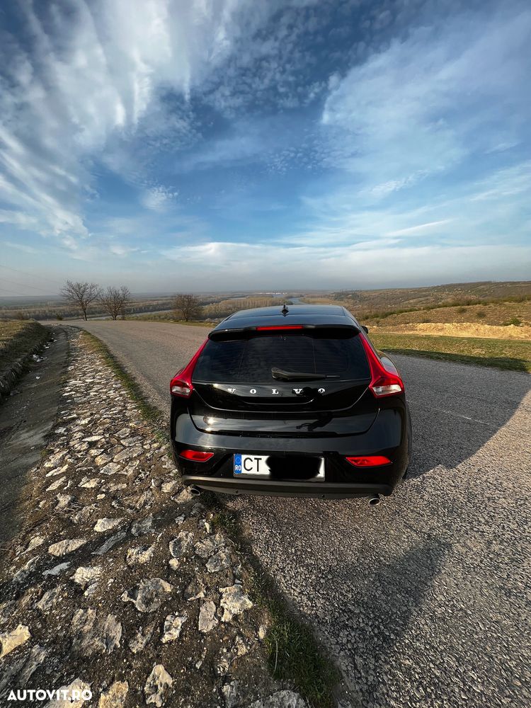 Volvo V40 - 19