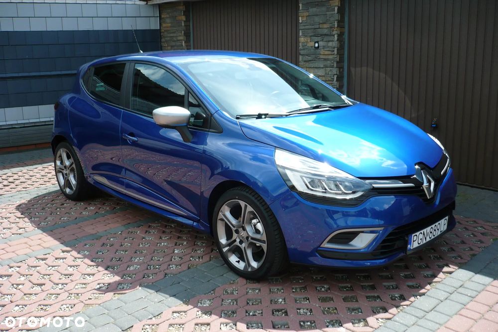 Renault Clio - 2