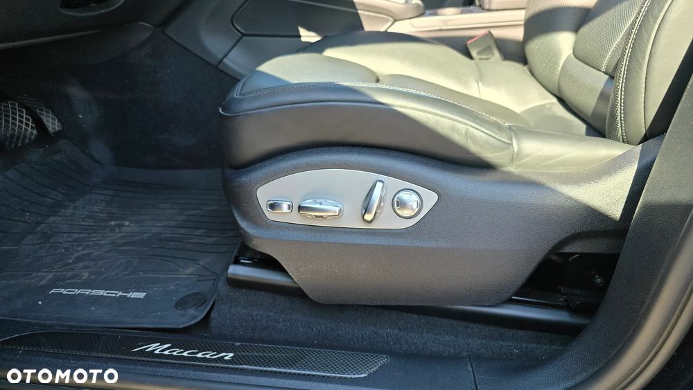 Porsche Macan Standard - 10