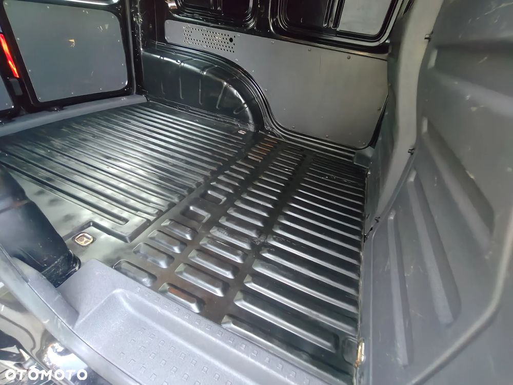 Volkswagen Caddy - 20