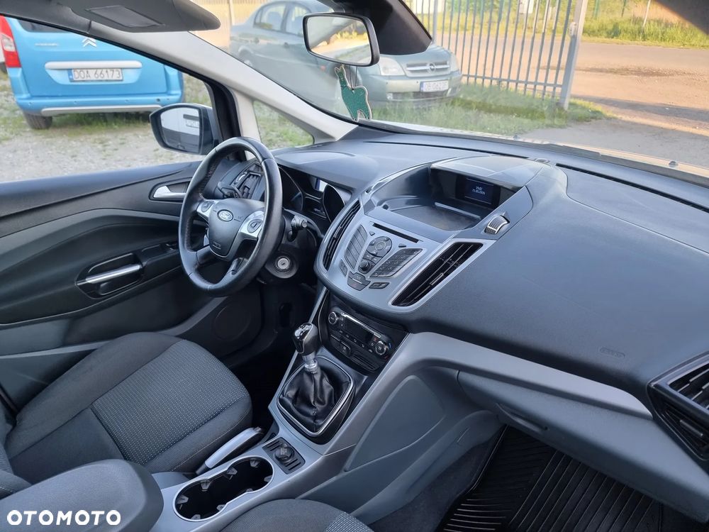 Ford C-MAX - 10