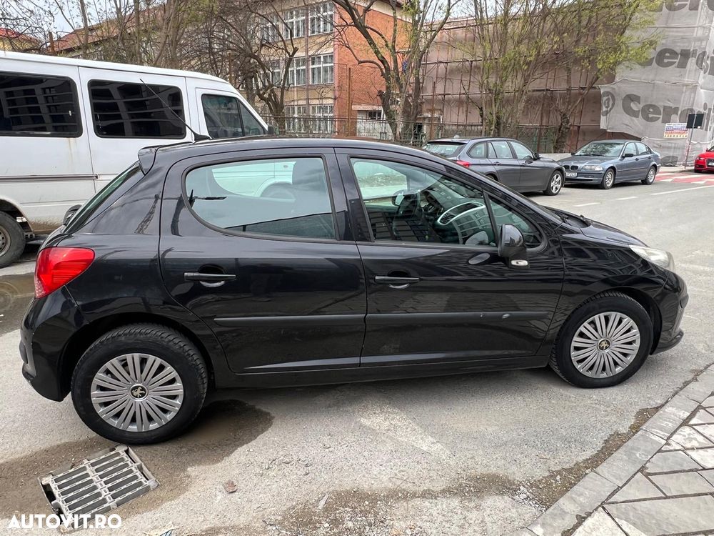 Peugeot 207 - 4